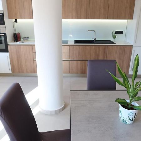 La Casa Di Loris Apartment Sarzana Bagian luar foto
