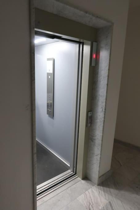 La Casa Di Loris Apartment Sarzana Bagian luar foto