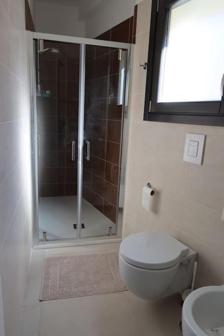 La Casa Di Loris Apartment Sarzana Bagian luar foto